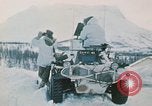 Standbild italienische Soldaten in NATO-Übung "Arctic Express" Norwegen, 1970, aus Sekunde 16 historischem Filmmaterial Videoclip 65675043182