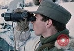 Standbild italienische Soldaten in NATO-Übung "Arctic Express" Norwegen, 1970, aus Sekunde 27 historischem Filmmaterial Videoclip 65675043182