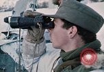 Standbild italienische Soldaten in NATO-Übung "Arctic Express" Norwegen, 1970, aus Sekunde 29 historischem Filmmaterial Videoclip 65675043182