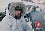 Standbild italienische Soldaten in NATO-Übung "Arctic Express" Norwegen, 1970, aus Sekunde 41 historischem Filmmaterial Videoclip 65675043182