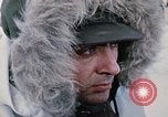 Standbild italienische Soldaten in NATO-Übung "Arctic Express" Norwegen, 1970, aus Sekunde 55 historischem Filmmaterial Videoclip 65675043182