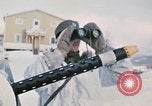 Standbild italienische Soldaten in NATO-Übung "Arctic Express" Norwegen, 1970, aus Sekunde 57 historischem Filmmaterial Videoclip 65675043182