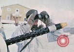 Standbild italienische Soldaten in NATO-Übung "Arctic Express" Norwegen, 1970, aus Sekunde 60 historischem Filmmaterial Videoclip 65675043182