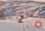 Standbild die NATO-Truppen in Betrieb "Arctic Express" Norwegen, 1970, aus Sekunde 34 historischem Filmmaterial Videoclip 65675043183