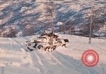 Standbild die NATO-Truppen in Betrieb "Arctic Express" Norwegen, 1970, aus Sekunde 45 historischem Filmmaterial Videoclip 65675043183