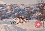 Standbild die NATO-Truppen in Betrieb "Arctic Express" Norwegen, 1970, aus Sekunde 51 historischem Filmmaterial Videoclip 65675043183