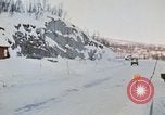 Standbild NATO "Arctic Express" Übung durchgeführt in Norwegen 1970 Norwegen, 1970, aus Sekunde 44 historischem Filmmaterial Videoclip 65675043184