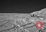 Standbild Ski patrol Personal Garmisch-Partenkirchen Deutschland, 1965, aus Sekunde 16 historischem Filmmaterial Videoclip 65675043206