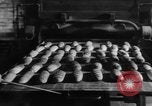 Image Bakery Berlin Allemagne, 1948, de la seconde 11 séquences d'archives historiques vidéo 65675043213