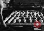 Image Bakery Berlin Allemagne, 1948, de la seconde 12 séquences d'archives historiques vidéo 65675043213