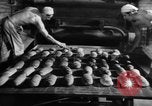 Image Bakery Berlin Allemagne, 1948, de la seconde 30 séquences d'archives historiques vidéo 65675043213