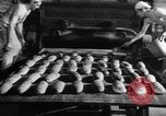 Image Bakery Berlin Allemagne, 1948, de la seconde 33 séquences d'archives historiques vidéo 65675043213