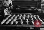 Image Bakery Berlin Allemagne, 1948, de la seconde 35 séquences d'archives historiques vidéo 65675043213
