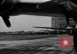 Standbild C-54 Skymaster Berlin Deutschland, 1948, aus Sekunde 13 historischem Filmmaterial Videoclip 65675043214