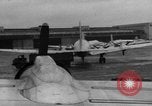 Standbild C-54 Skymaster Berlin Deutschland, 1948, aus Sekunde 31 historischem Filmmaterial Videoclip 65675043214
