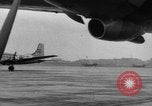 Standbild C-54 Skymaster Berlin Deutschland, 1948, aus Sekunde 60 historischem Filmmaterial Videoclip 65675043214