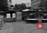 Standbild Mitarbeiter entladen waren Berlin Deutschland, 1948, aus Sekunde 54 historischem Filmmaterial Videoclip 65675043215