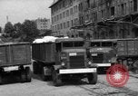 Standbild Mitarbeiter entladen waren Berlin Deutschland, 1948, aus Sekunde 8 historischem Filmmaterial Videoclip 65675043217