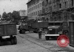 Standbild Mitarbeiter entladen waren Berlin Deutschland, 1948, aus Sekunde 21 historischem Filmmaterial Videoclip 65675043217
