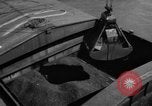 Immagine di C-54 Skymaster Berlino Germania, 1948, secondo 46 filmato di repertorio 65675043221