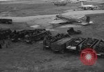 Immagine di C-54 Skymaster Berlino Germania, 1948, secondo 55 filmato di repertorio 65675043221
