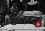 Standbild C-54 Skymaster Frankfurt Deutschland, 1948, aus Sekunde 28 historischem Filmmaterial Videoclip 65675043222