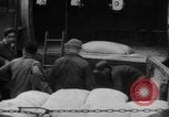 Standbild C-54 Skymaster Frankfurt Deutschland, 1948, aus Sekunde 35 historischem Filmmaterial Videoclip 65675043222