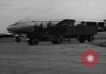 Standbild C-54 Skymaster Frankfurt Deutschland, 1948, aus Sekunde 49 historischem Filmmaterial Videoclip 65675043222