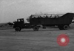 Standbild C-54 Skymaster Frankfurt Deutschland, 1948, aus Sekunde 51 historischem Filmmaterial Videoclip 65675043222