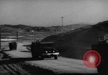 Immagine di Camion militari Seoul COREA, 1954, secondo 53 filmato di repertorio 65675043232