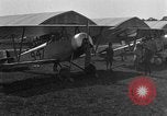 Standbild Nieuport Kampfflugzeuge Frankreich, 1918, aus Sekunde 53 historischem Filmmaterial Videoclip 65675043233