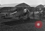 Standbild Nieuport Kampfflugzeuge Frankreich, 1918, aus Sekunde 55 historischem Filmmaterial Videoclip 65675043233