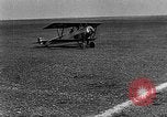 Standbild Nieuport Kampfflugzeuge Frankreich, 1918, aus Sekunde 10 historischem Filmmaterial Videoclip 65675043235