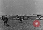Standbild Nieuport Kampfflugzeuge Frankreich, 1918, aus Sekunde 16 historischem Filmmaterial Videoclip 65675043235