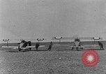 Standbild Nieuport Kampfflugzeuge Frankreich, 1918, aus Sekunde 58 historischem Filmmaterial Videoclip 65675043235