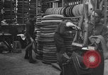 Standbild Aircraft Assembly Factory Frankreich, 1918, aus Sekunde 26 historischem Filmmaterial Videoclip 65675043236