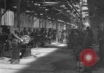 Standbild Aircraft Assembly Factory Frankreich, 1918, aus Sekunde 61 historischem Filmmaterial Videoclip 65675043236