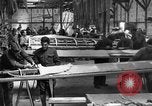 Standbild Aircraft Assembly Factory Frankreich, 1918, aus Sekunde 3 historischem Filmmaterial Videoclip 65675043237