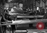 Standbild Aircraft Assembly Factory Frankreich, 1918, aus Sekunde 6 historischem Filmmaterial Videoclip 65675043237