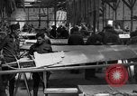 Standbild Aircraft Assembly Factory Frankreich, 1918, aus Sekunde 11 historischem Filmmaterial Videoclip 65675043237