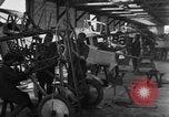 Standbild Aircraft Assembly Factory Frankreich, 1918, aus Sekunde 49 historischem Filmmaterial Videoclip 65675043237