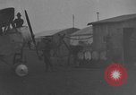 Standbild Aircraft Assembly Factory Frankreich, 1918, aus Sekunde 55 historischem Filmmaterial Videoclip 65675043238