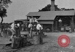 Standbild Aircraft Assembly Factory Frankreich, 1918, aus Sekunde 20 historischem Filmmaterial Videoclip 65675043239