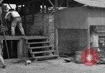Standbild Aircraft Assembly Factory Frankreich, 1918, aus Sekunde 43 historischem Filmmaterial Videoclip 65675043239