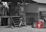 Standbild Aircraft Assembly Factory Frankreich, 1918, aus Sekunde 49 historischem Filmmaterial Videoclip 65675043239
