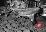 Standbild mechanische Pflug Churt England, 1938, aus Sekunde 17 historischem Filmmaterial Videoclip 65675043244