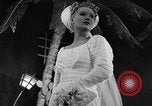 Standbild winter Bekleidung Fashion Show New York United States USA, 1938, aus Sekunde 14 historischem Filmmaterial Videoclip 65675043246