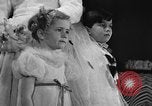 Standbild winter Bekleidung Fashion Show New York United States USA, 1938, aus Sekunde 15 historischem Filmmaterial Videoclip 65675043246