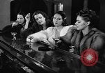 Standbild winter Bekleidung Fashion Show New York United States USA, 1938, aus Sekunde 43 historischem Filmmaterial Videoclip 65675043246