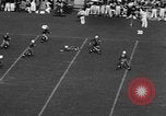 Standbild Fußballspiel New Haven Connecticut USA, 1938, aus Sekunde 16 historischem Filmmaterial Videoclip 65675043247